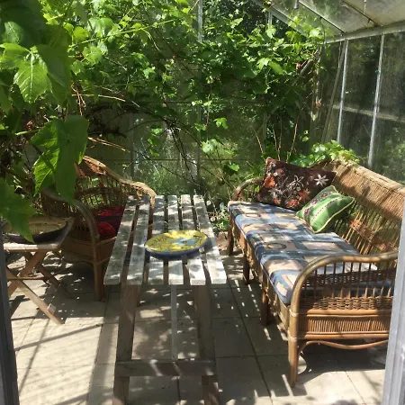 Gasthof Genbrugsfabrikkens Tiny Apartment Holbæk