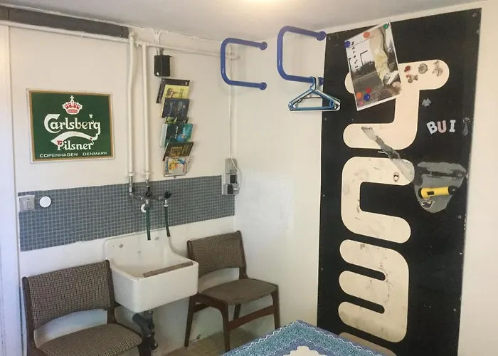 Genbrugsfabrikkens Tiny Apartment 게스트하우스 3*